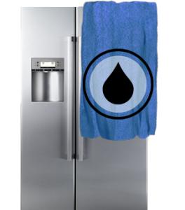 Холодильник Hitachi - течет, капает вода, потек